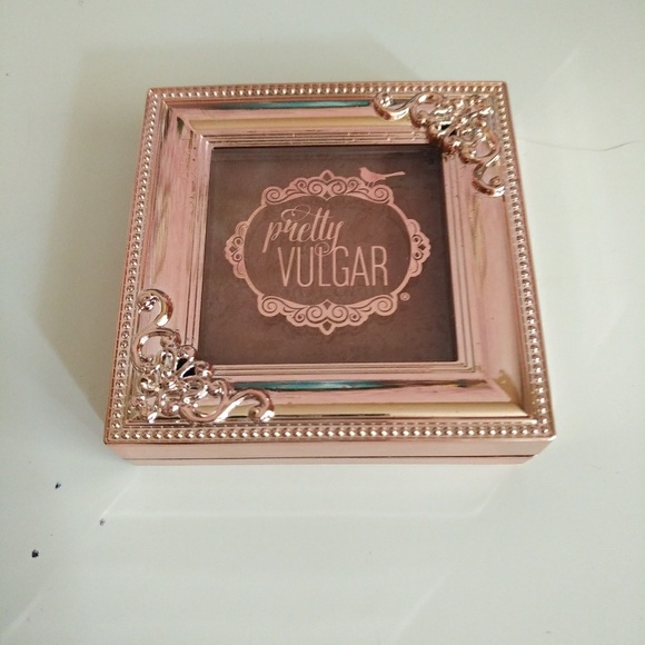 Pretty Vulgar bronzer - Picture 2 of 2